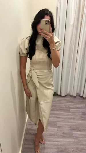 SM9119 Nude leather pencil skirt w/ tie