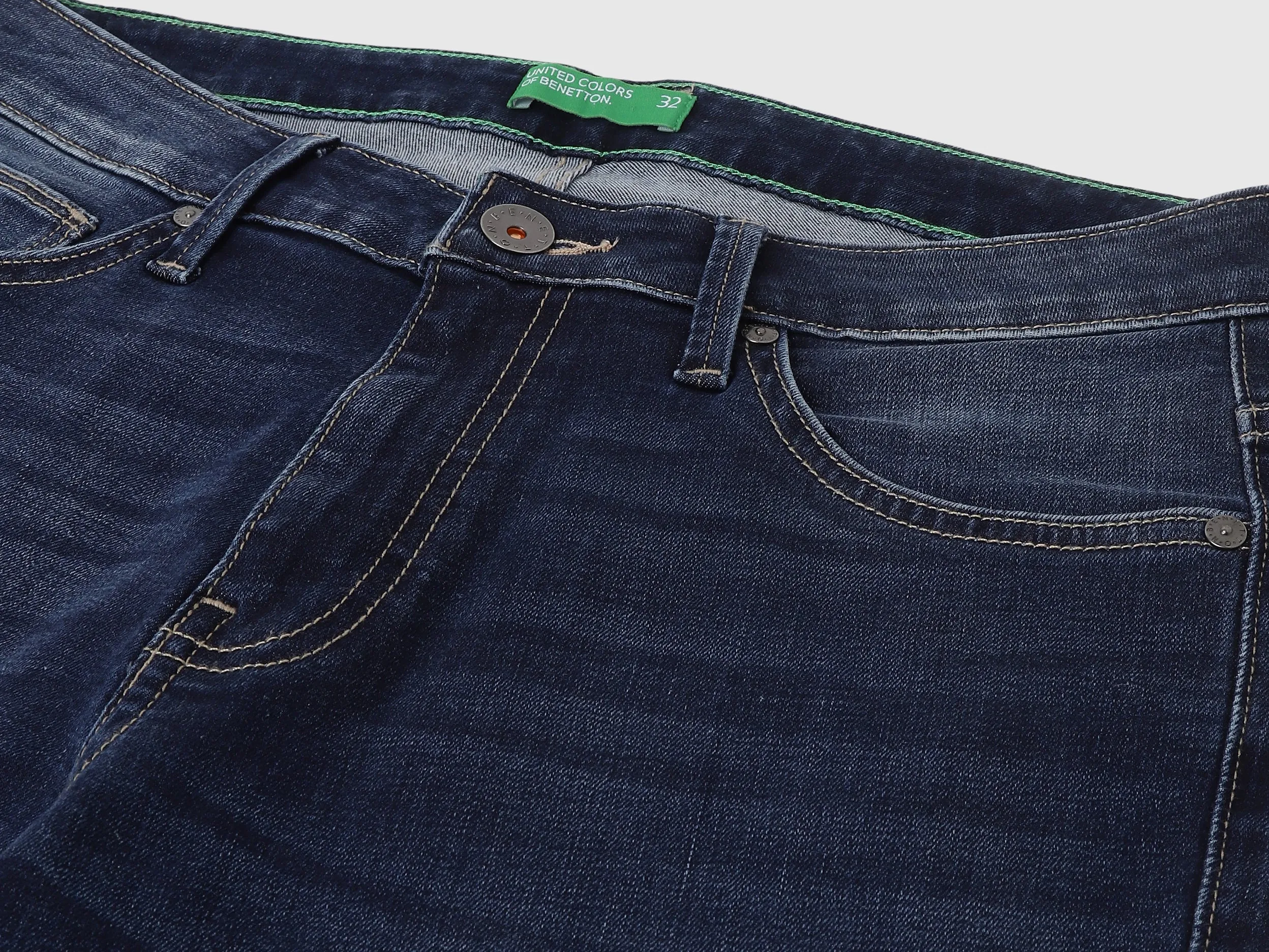 Solid Mid Rise Skinny Fit Jeans