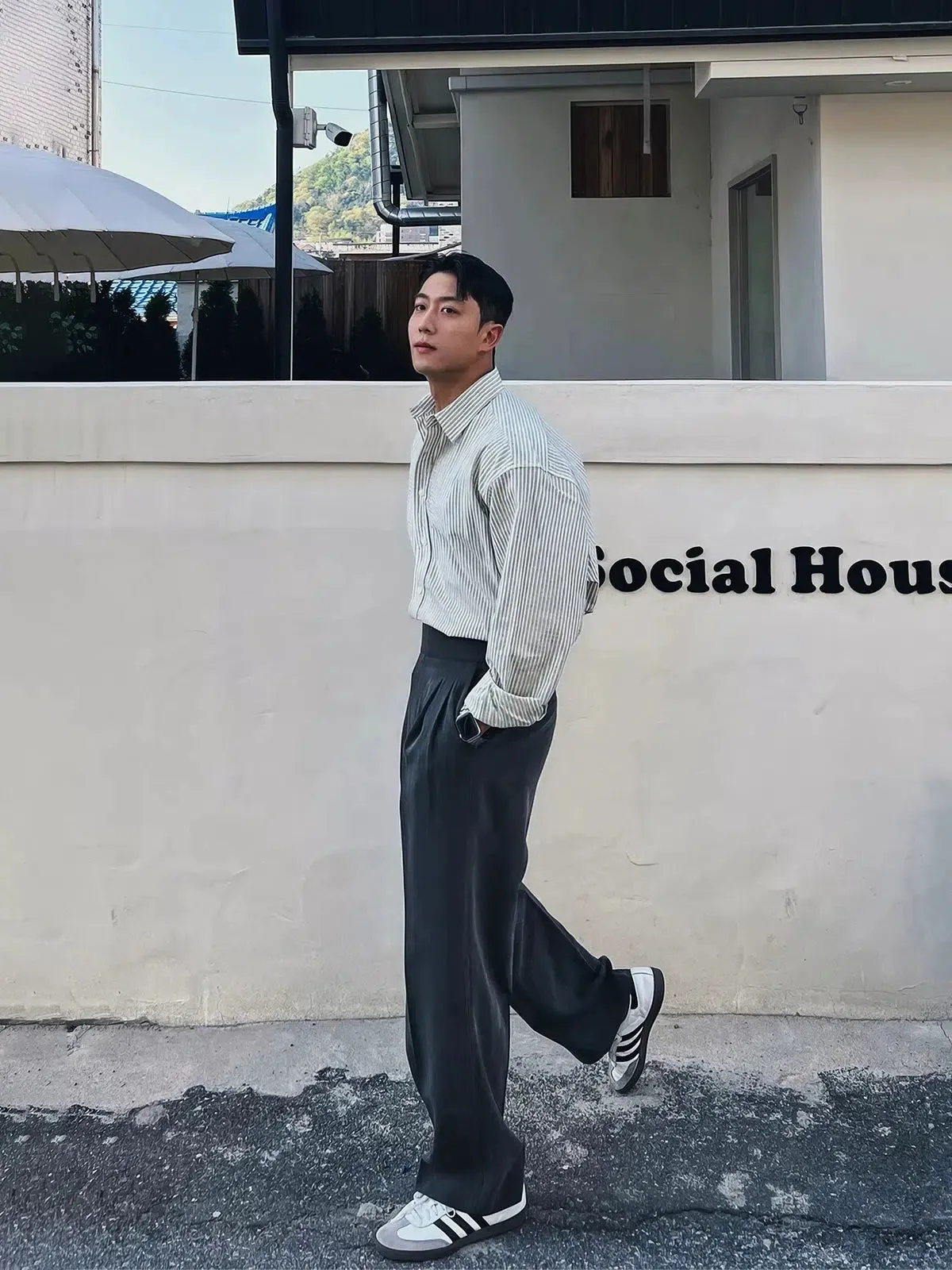 Straight Fit Wide-Leg Casual Pants