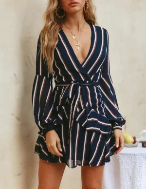 Striped Deep V-neck Long-sleeved Wavy Fashion Dress