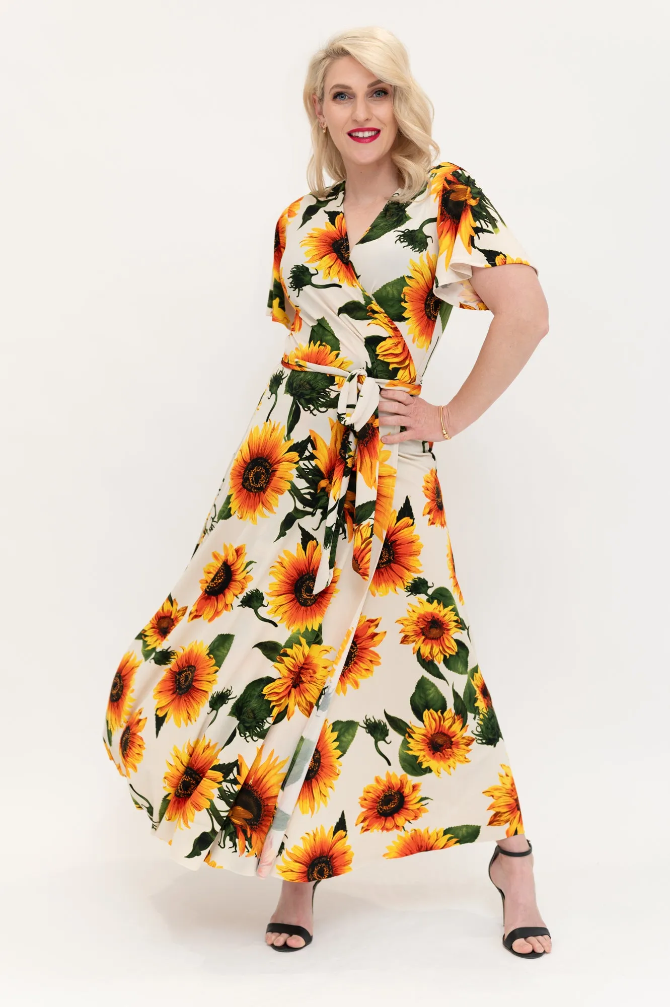 Sunny - Wrap Dress pre-order