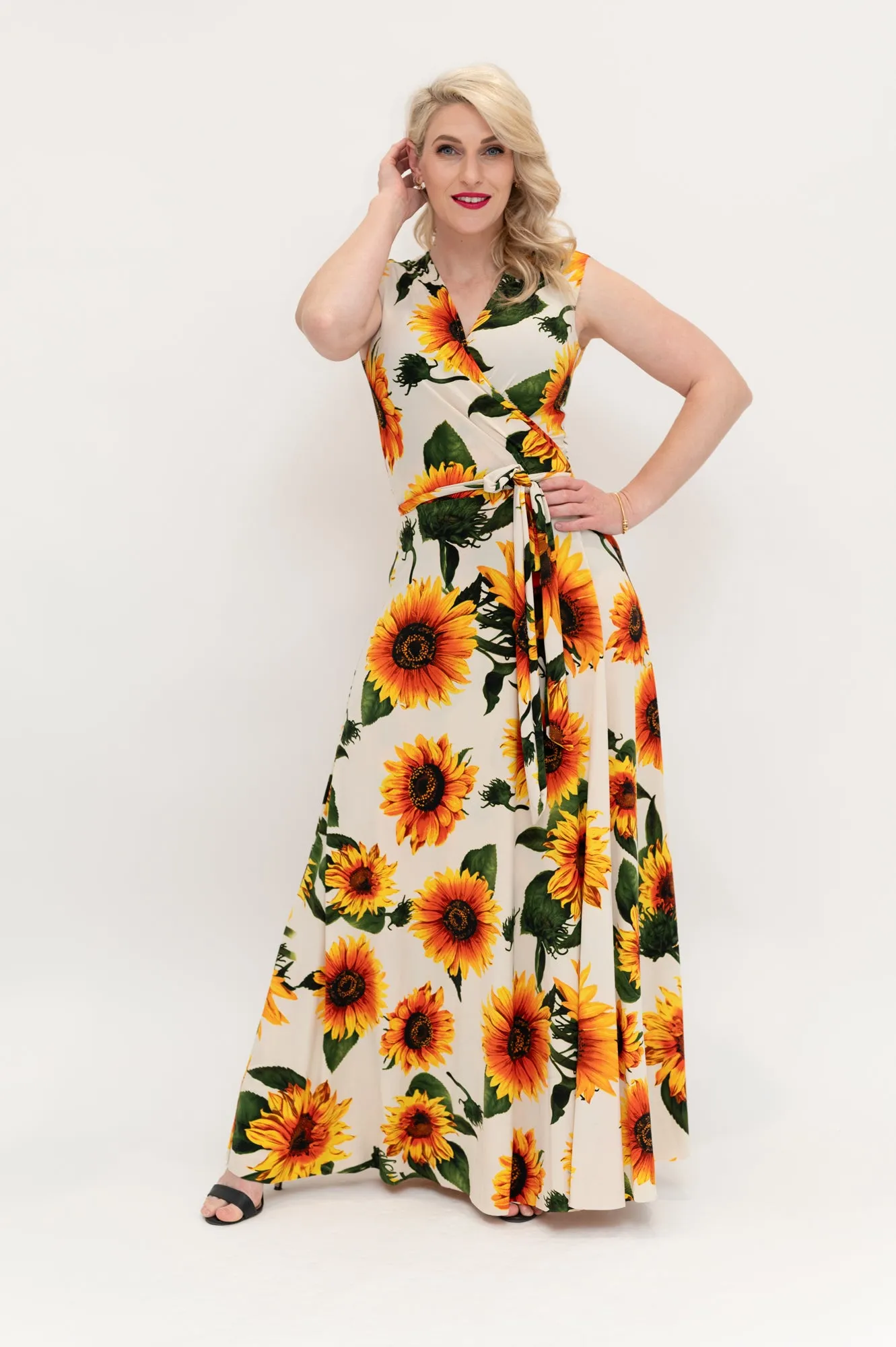 Sunny - Wrap Dress pre-order
