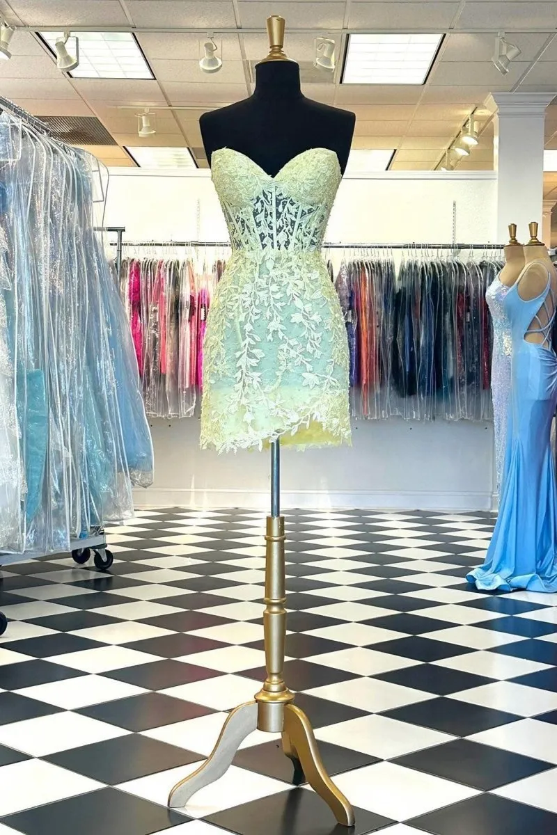 Sweetheart Sheer Lace Corset Tight Homecoming Dresses