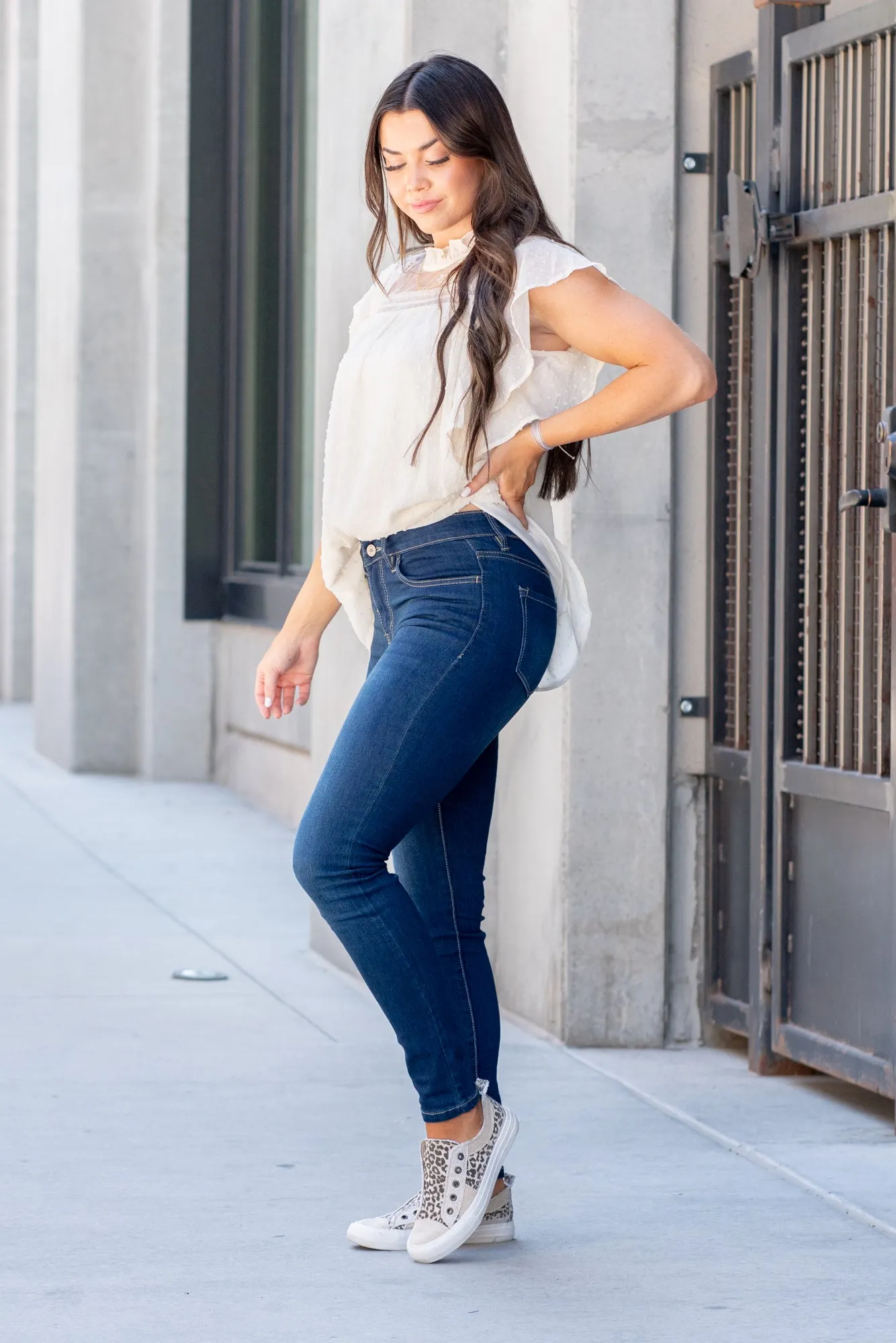 Taylor Mid Rise Super Skinny