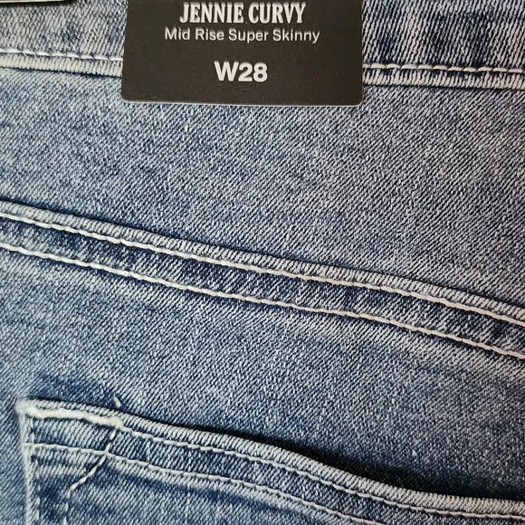 True Religion Jennie Curvy horseshoe Crystal Skinny Jean sz‎ 28 NWT