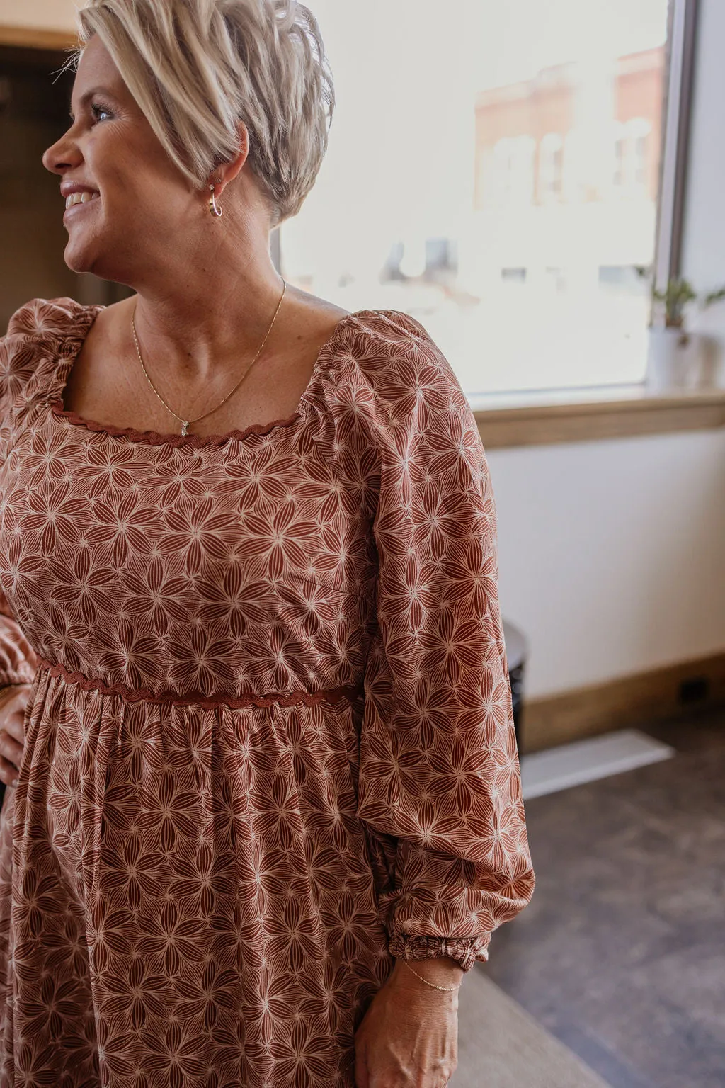 TYRA FLORAL LONG SLEEVE DRESS