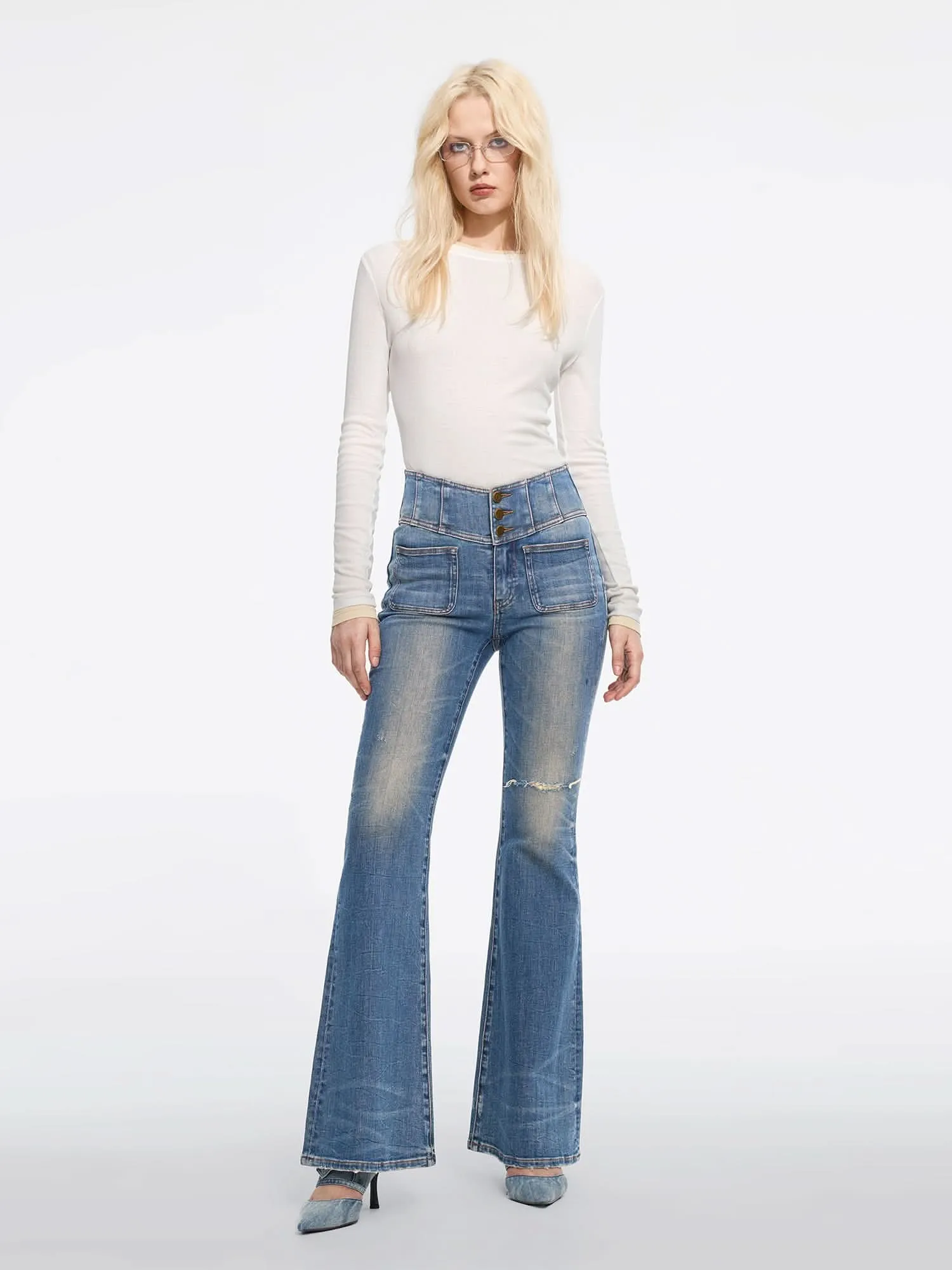 V-Shape Super High Waisted Flared Jeans