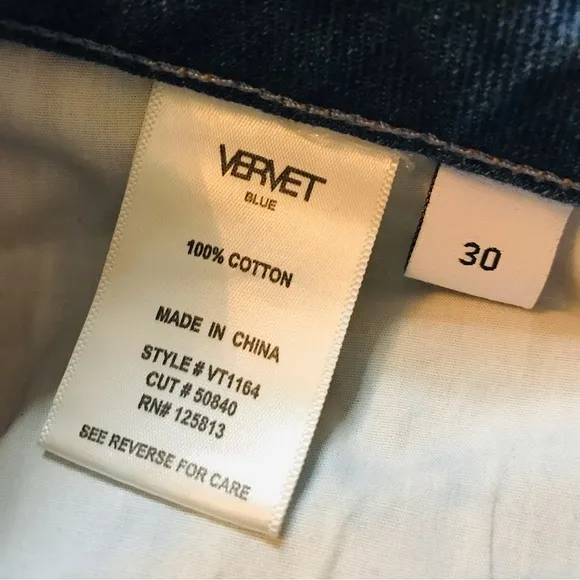 VERVET Distressed High Waisted 100% Cotton Tapered Leg Mom Jeans Women’s size 30