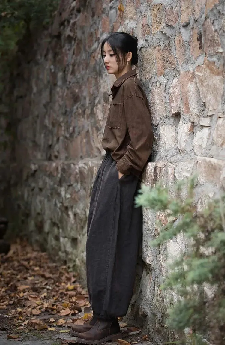 Vintage-inspired Linen Carrot Pants for Modern Women